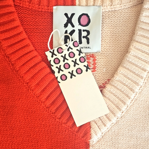 Kerri Rosenthal Heart Color Block V neck Sweater - Picture 2 of 8